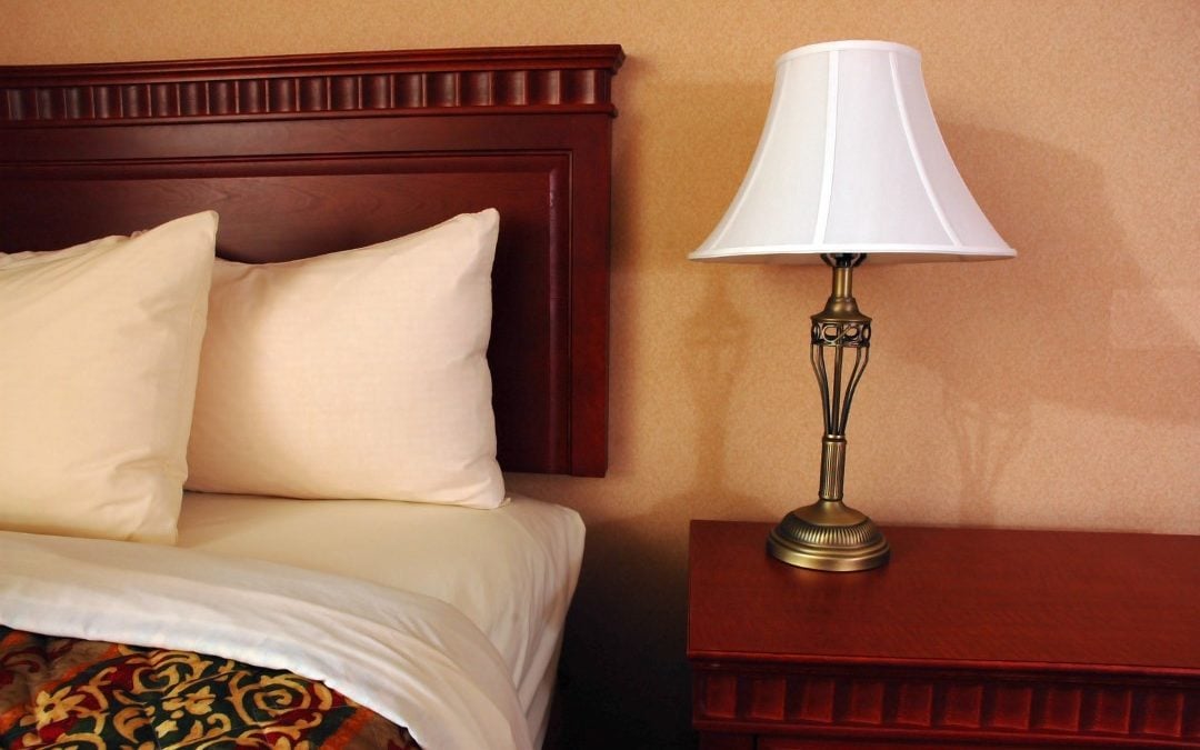 Avoid bedbugs inspect your hotel room